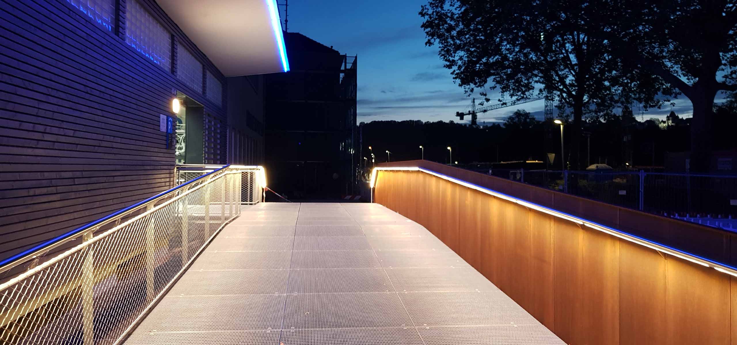 bester-led-handlauf-handlaufbeleuchtung-handlauf-mit-beleuchtung-lux-glender-tuebingen-expressguthalle-ultrasave