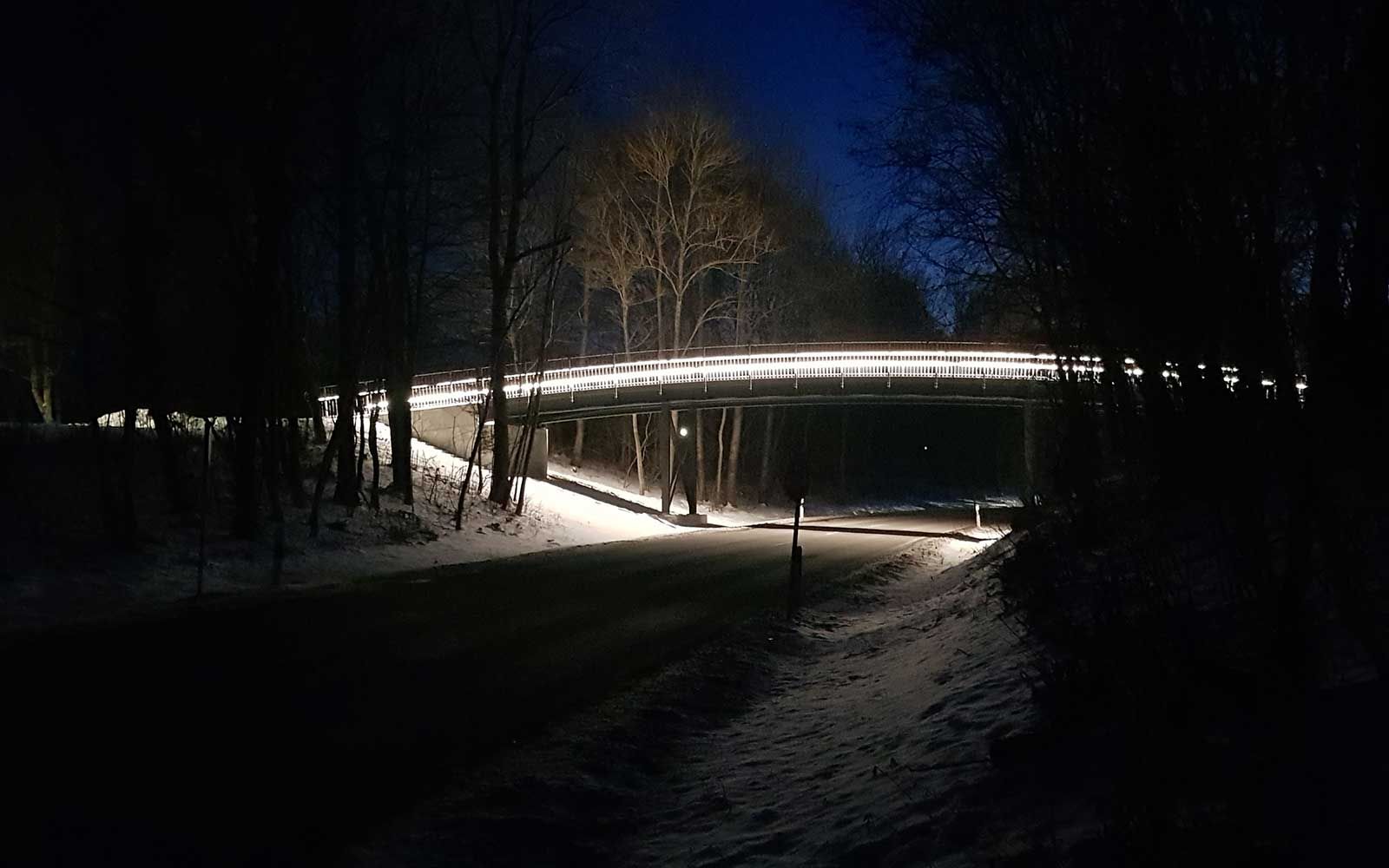 led-handlauf-handlaufbeleuchtung-brueckenbeleuchtung-lux-glender-noerdlingen