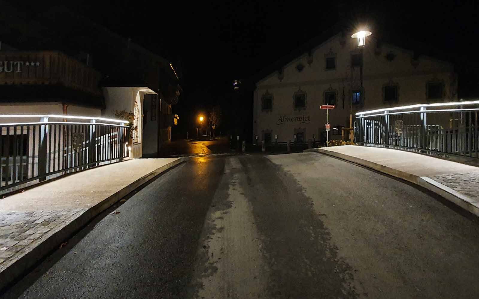 led-handlauf-strassenbeleuchtung-brueckenbeleuchtung-lux-glender-maria-alm